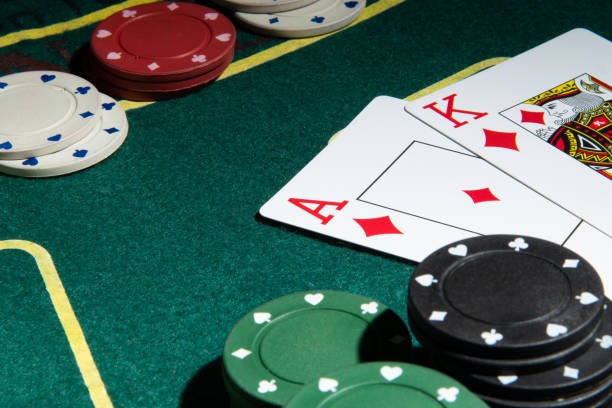Free spins bonus round activation with scatter symbols highlighted